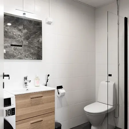 Forenom Serviced Antinkatu * פורי